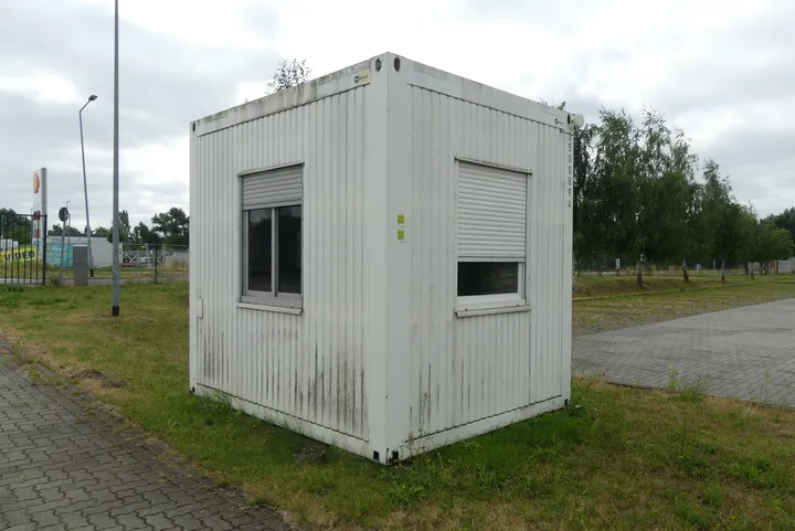 CAT Rental - Container, ohne Inhalt